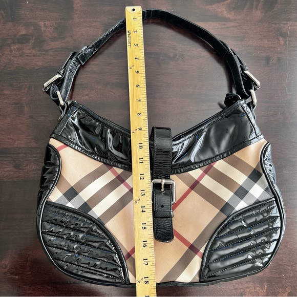 Authentic Vintage Burberry Large Canvas Shoulder Bag w Patent Leather - Picture 10 of 15